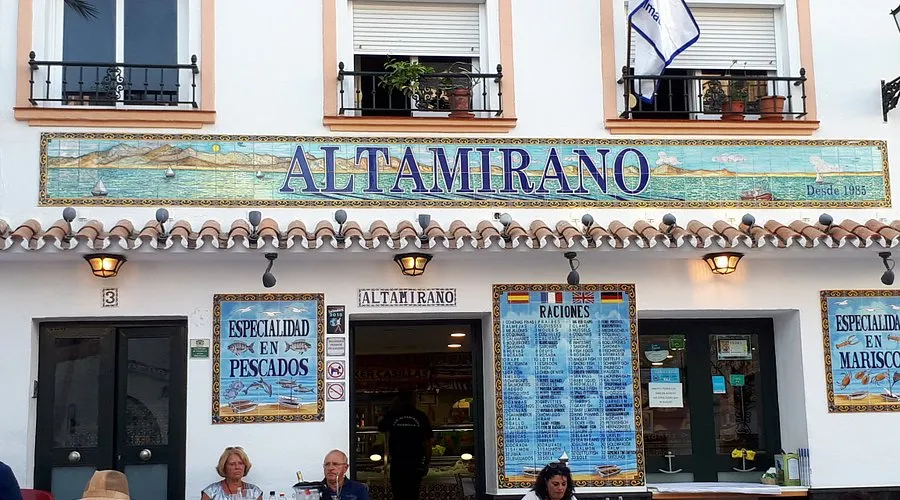 Bar Altamirano